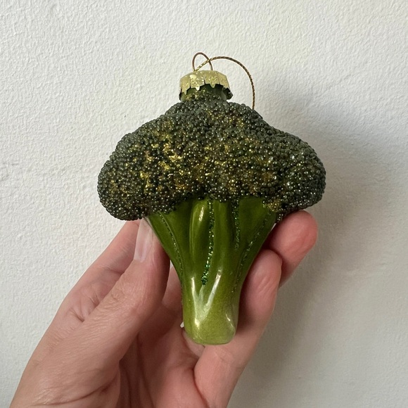 Vintage Glass Broccoli vegetable glass Christmas Ornament glitter sparkle green - Picture 1 of 14